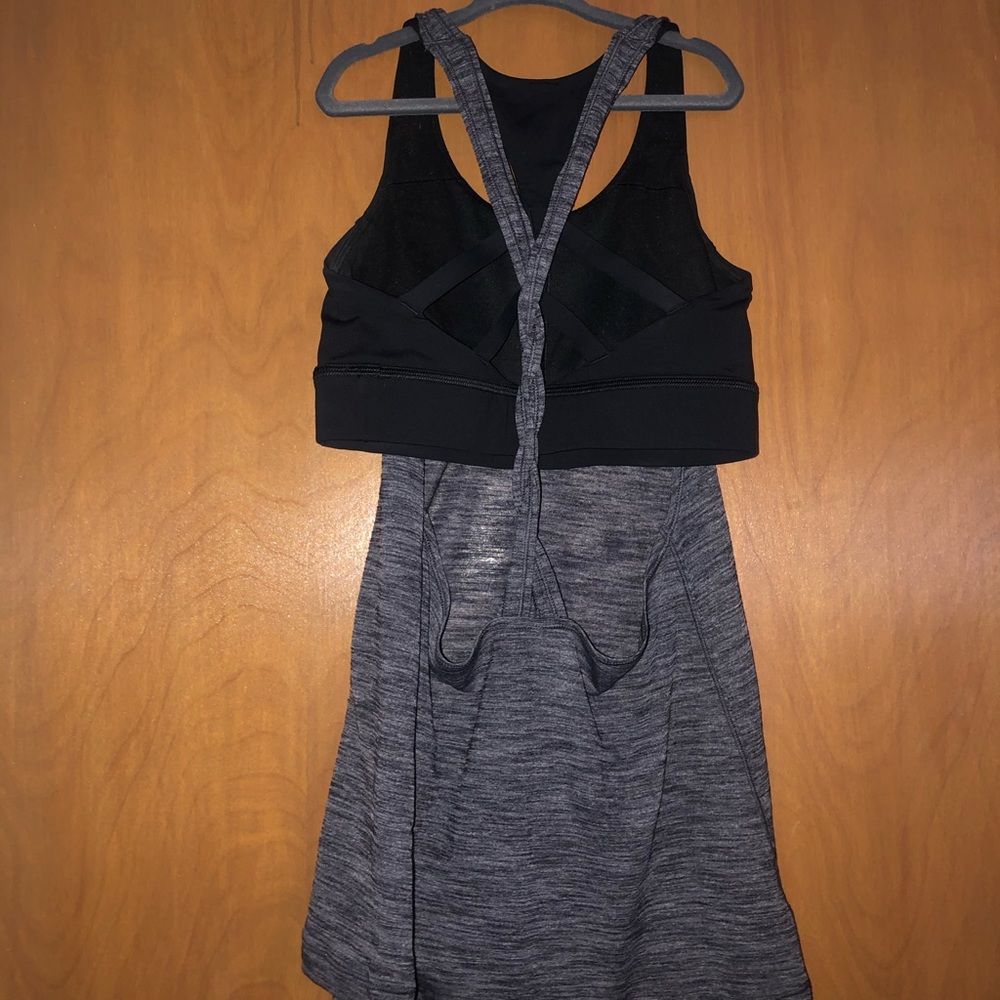 LULULEMON tank with built in bra
